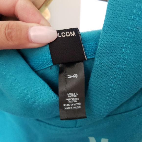 Volcom Blue Hooded Sweatshirt. Tags.  Large. - Picture 9 of 10